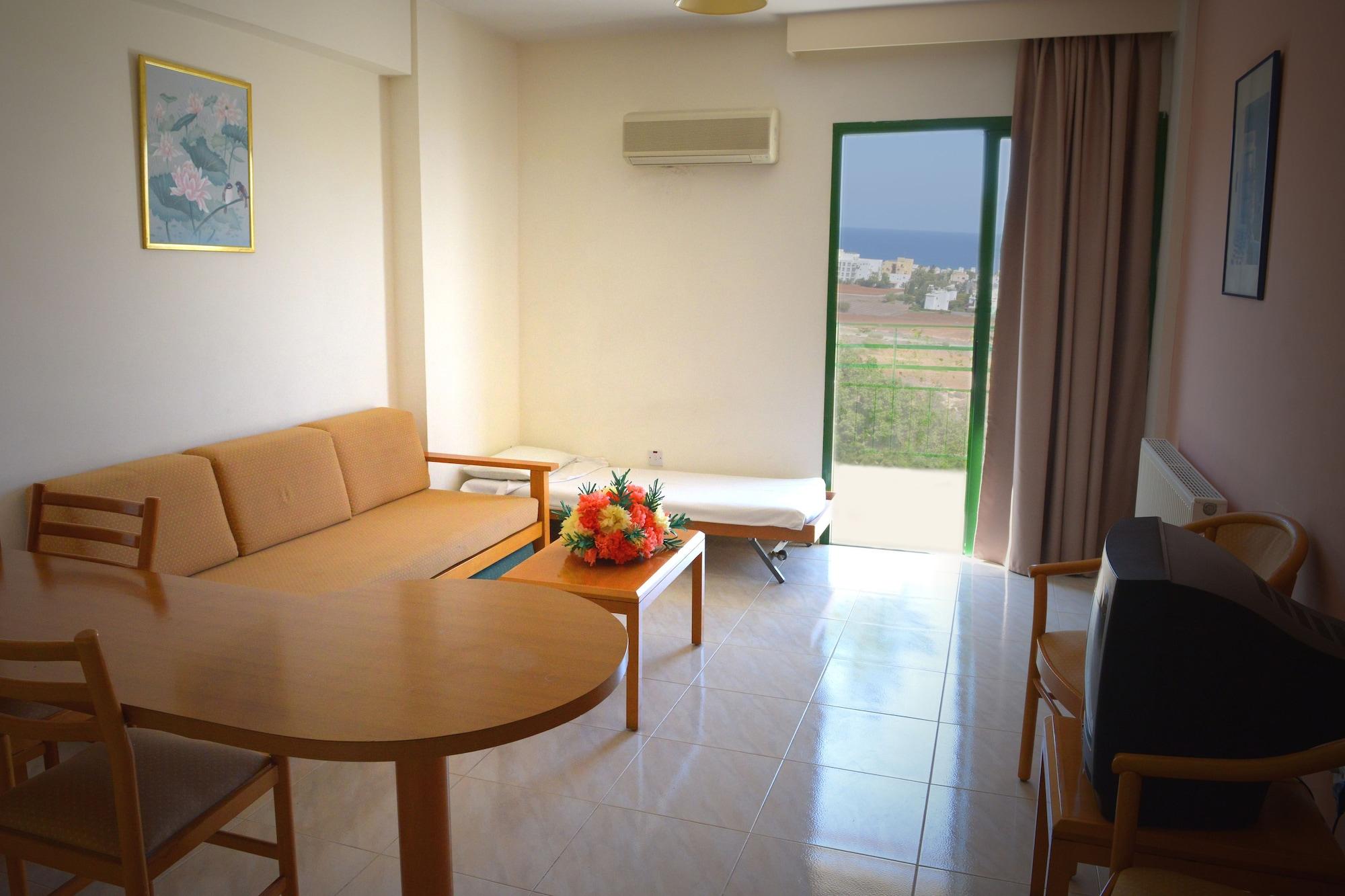 Maris Grand Waterpark Resort Protaras Zewnętrze zdjęcie