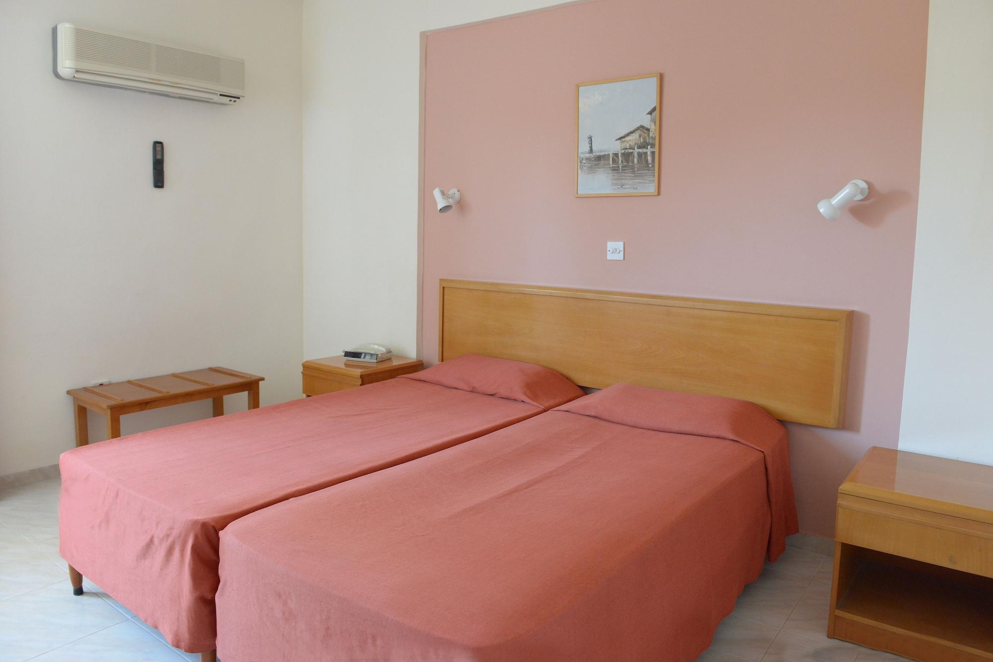 Maris Grand Waterpark Resort Protaras Zewnętrze zdjęcie