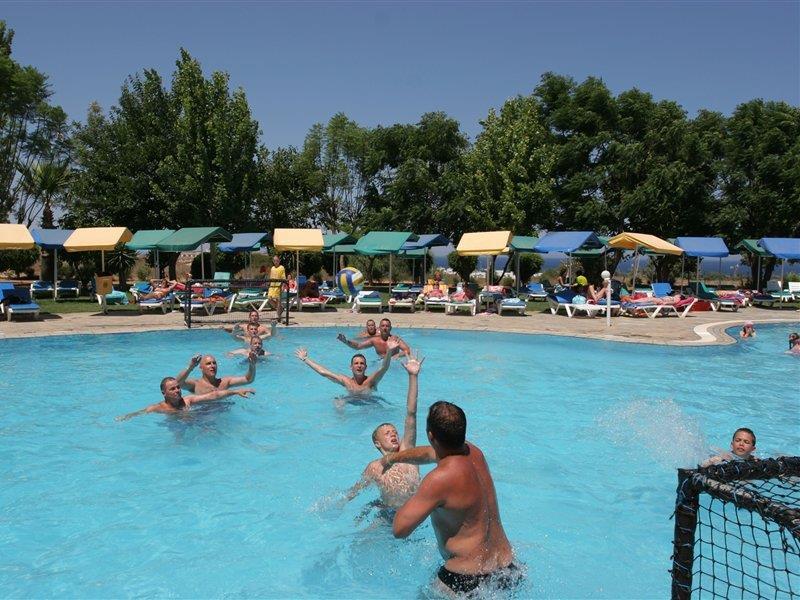 Maris Grand Waterpark Resort Protaras Zewnętrze zdjęcie