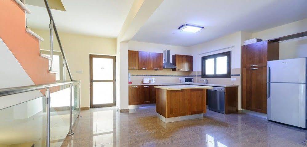 Maris Grand Waterpark Resort Protaras Zewnętrze zdjęcie