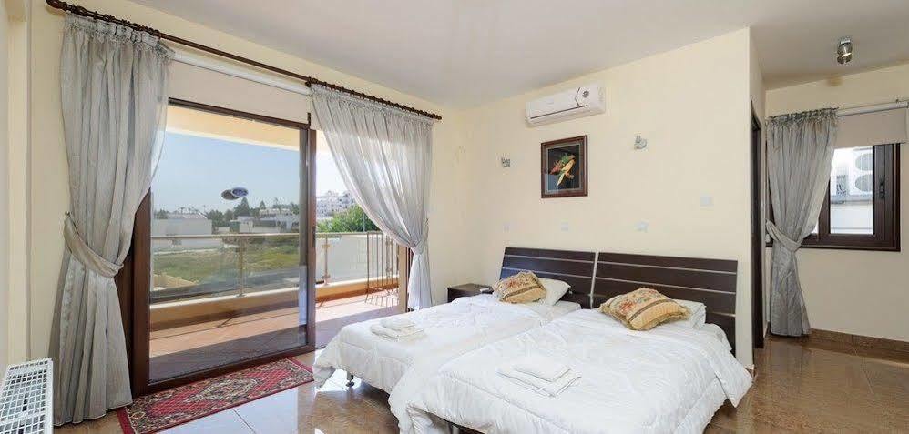Maris Grand Waterpark Resort Protaras Zewnętrze zdjęcie